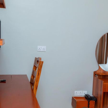 Basil Link Luxury Rooms Dodoma Exterior photo