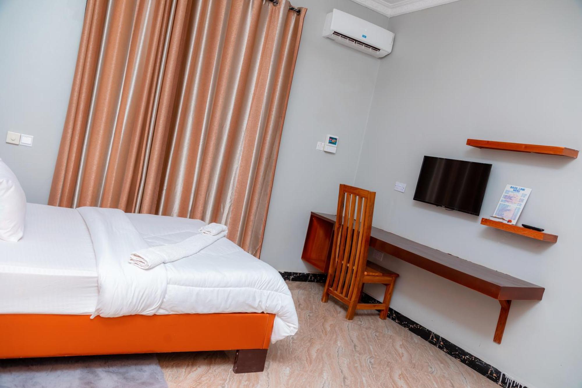 Basil Link Luxury Rooms Dodoma Exterior photo