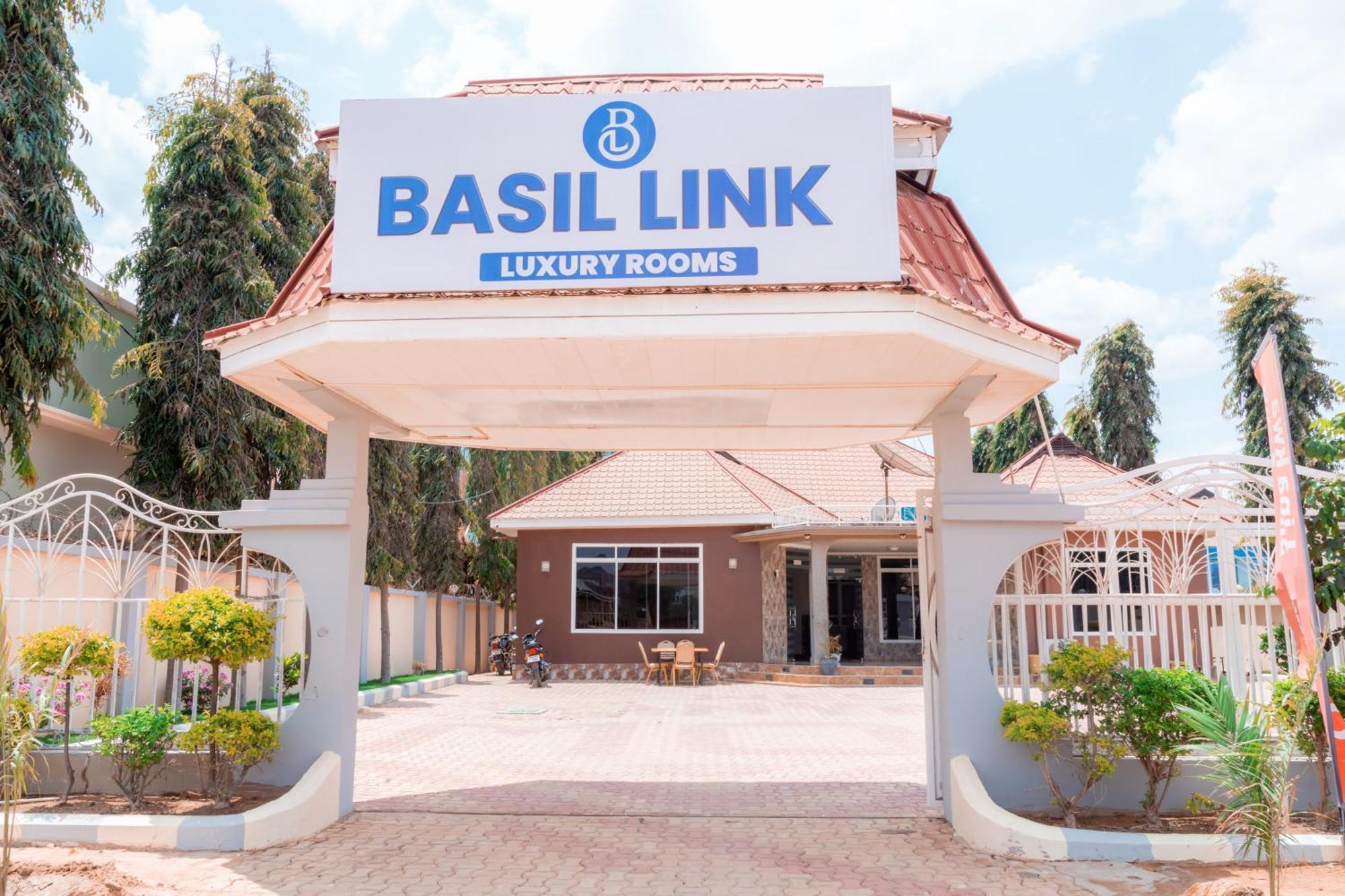 Basil Link Luxury Rooms Dodoma Exterior photo