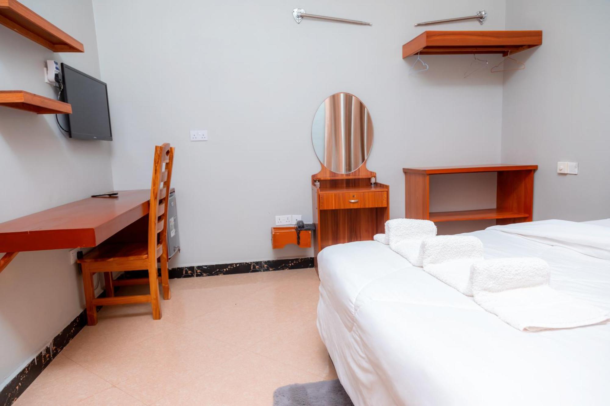 Basil Link Luxury Rooms Dodoma Exterior photo