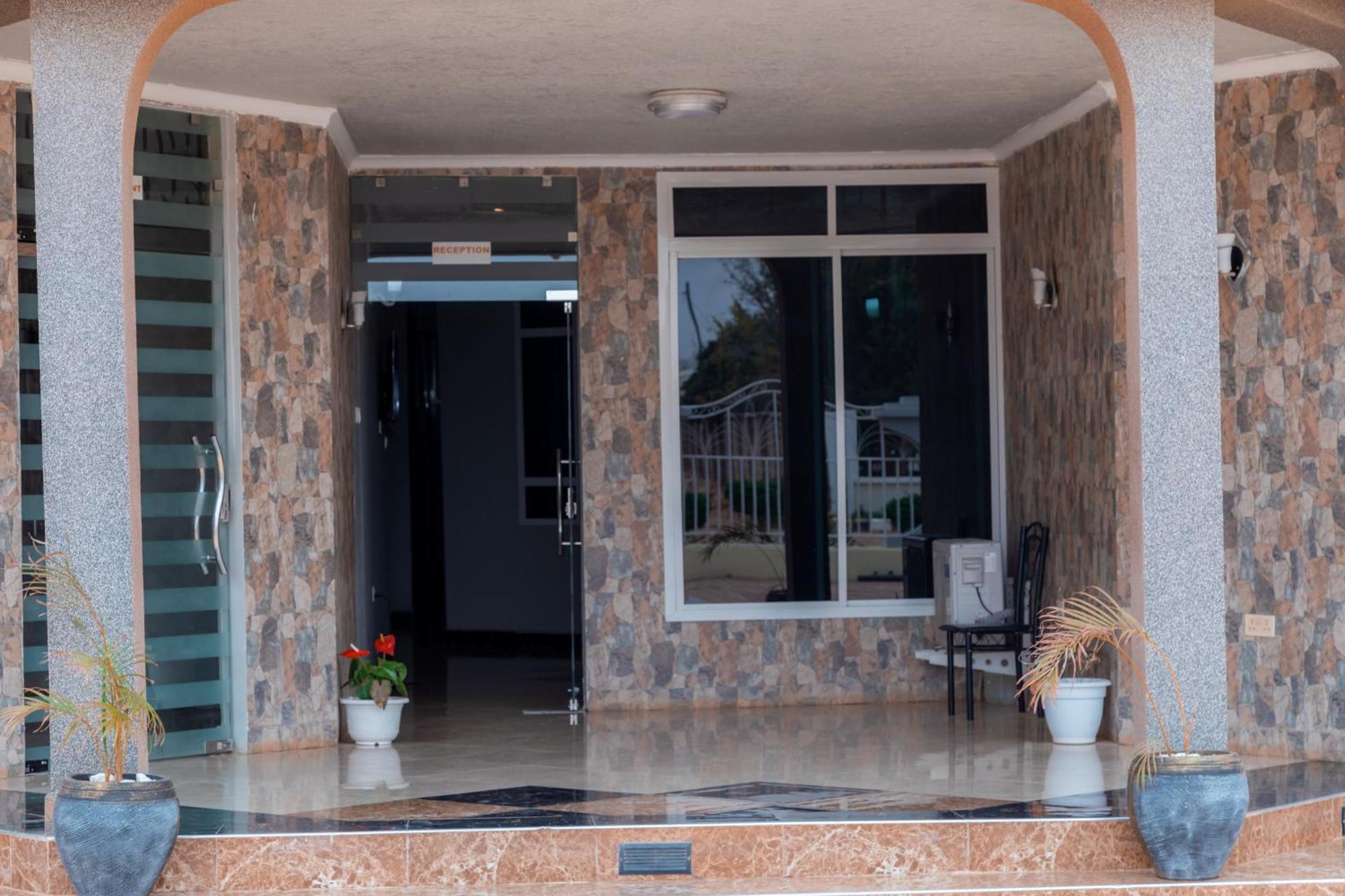 Basil Link Luxury Rooms Dodoma Exterior photo